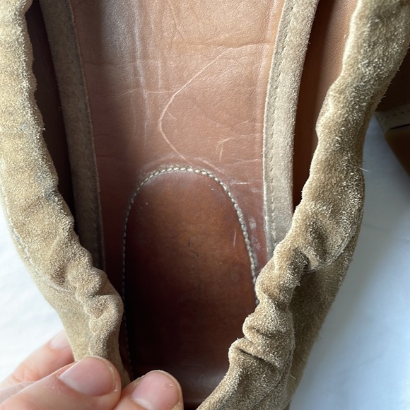 Prada suede moccasins - beige, gold accent. IT40 - Picture 5 of 9